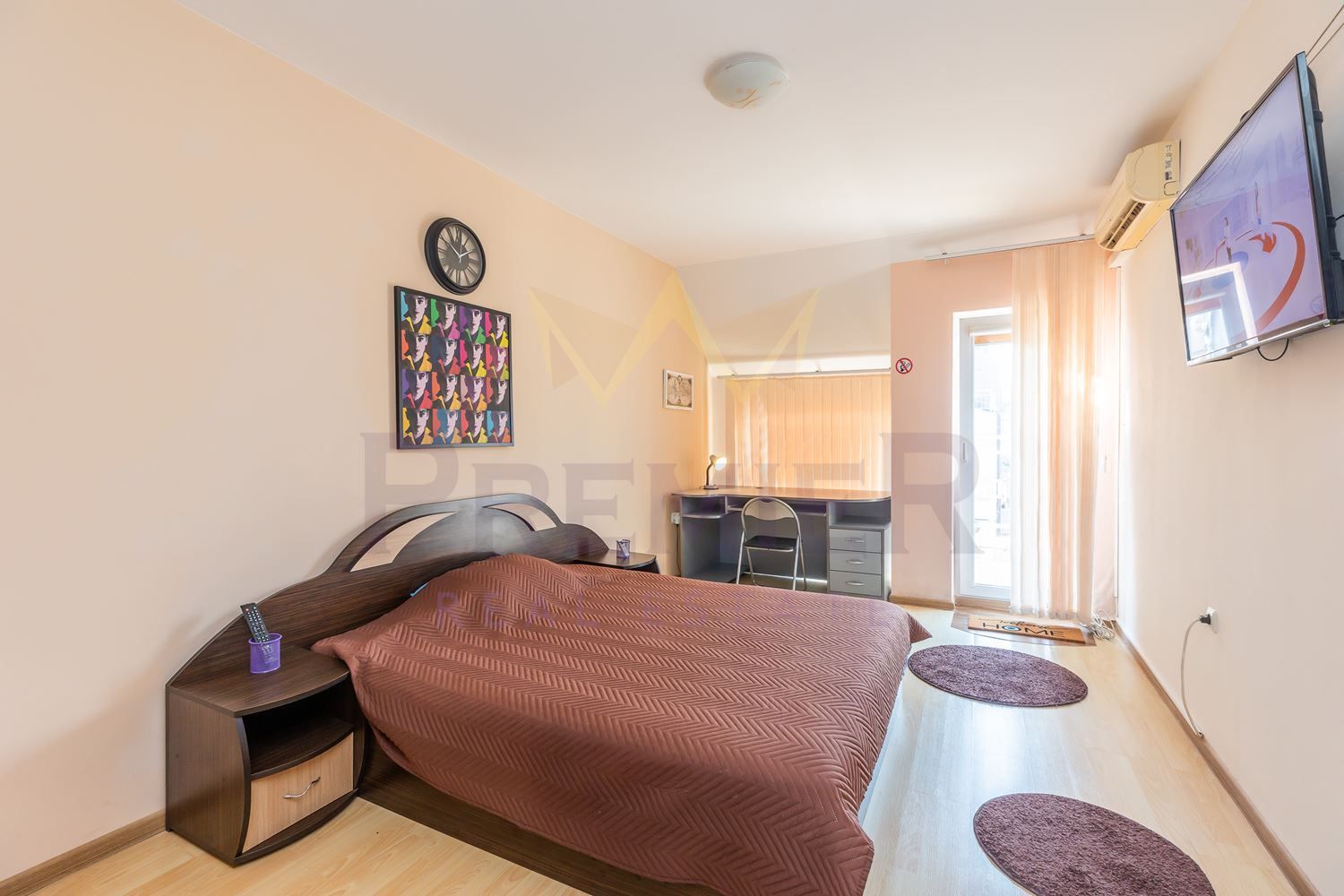 Продава 3-стаен в Общината, 150 кв.м.