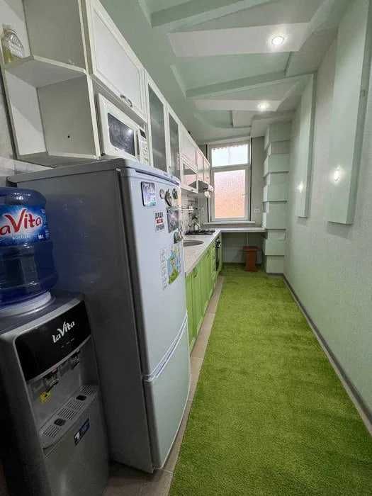 #411 Сдаётся квартира  4/4/6  улица Чехова, над кафе Bone.