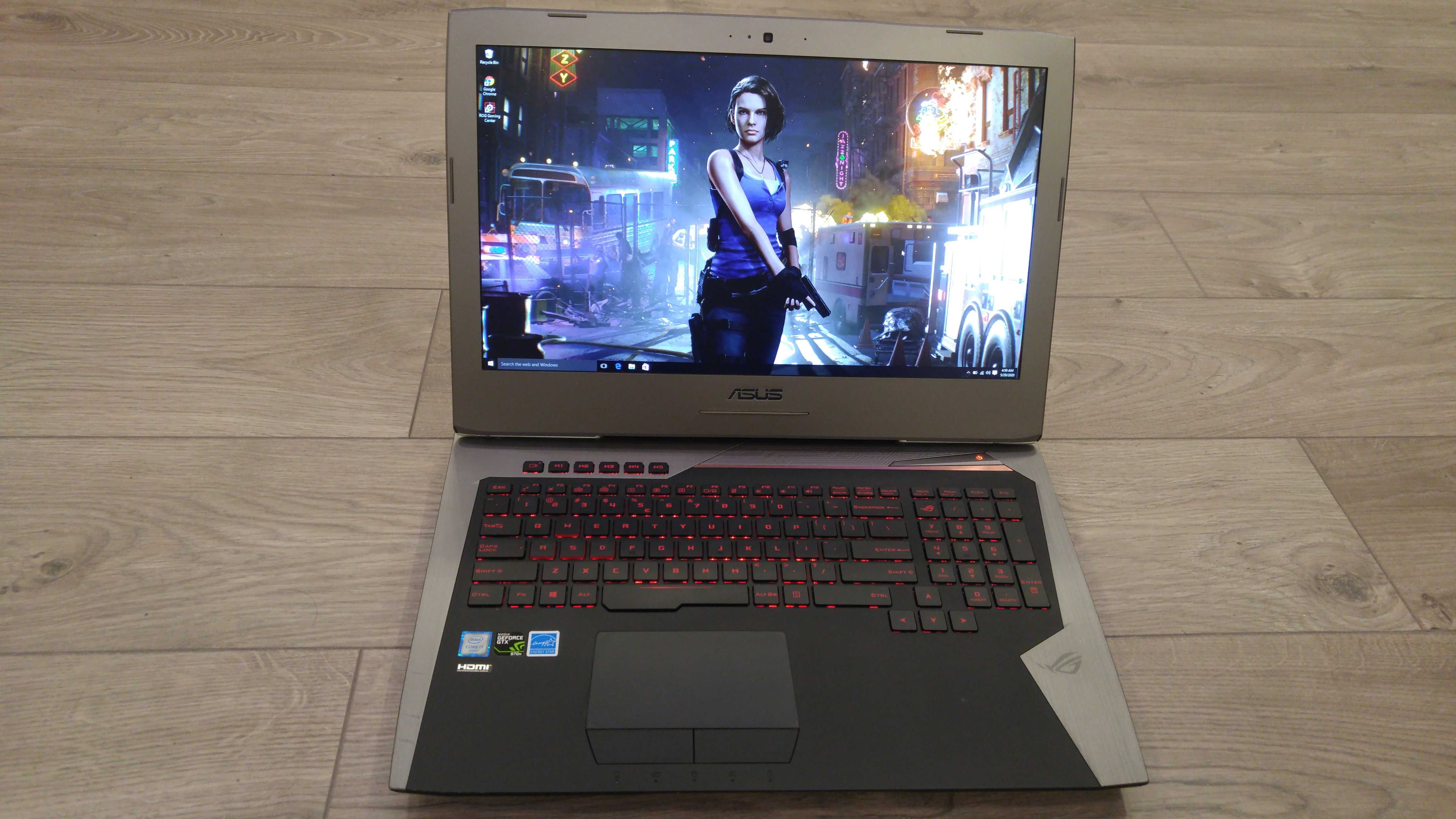 laptop Asus Republic of Gamers, intel core i7- video 8 gb , 17,3 inch