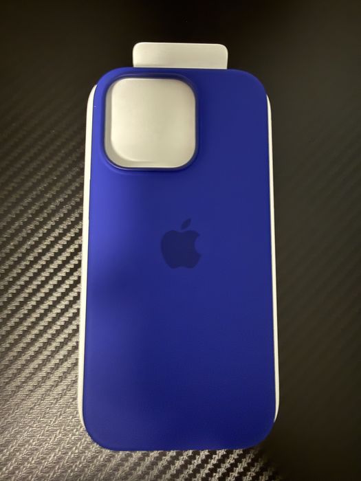 Iphone 16 pro силиконов кейс