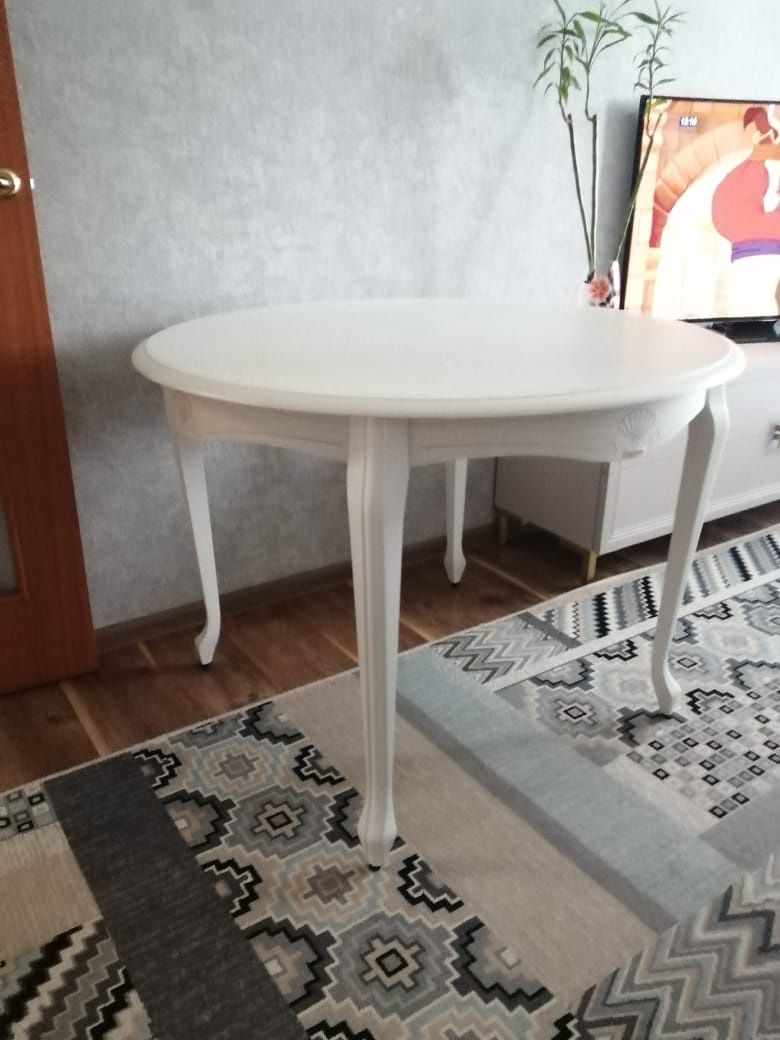 Продам стол 90.000
