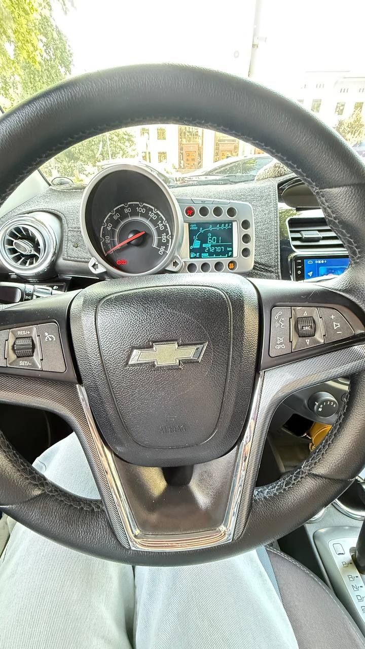 Спарк 2010 автомобиль
