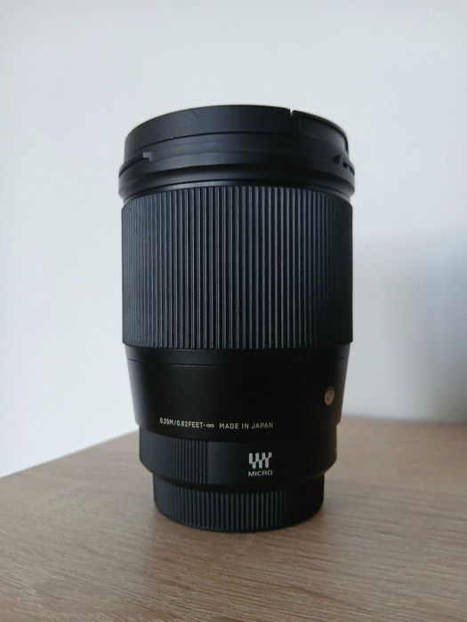 Vând Sigma 16mm Obiectiv Foto Mirrorless F1.4 DN Montura MFT