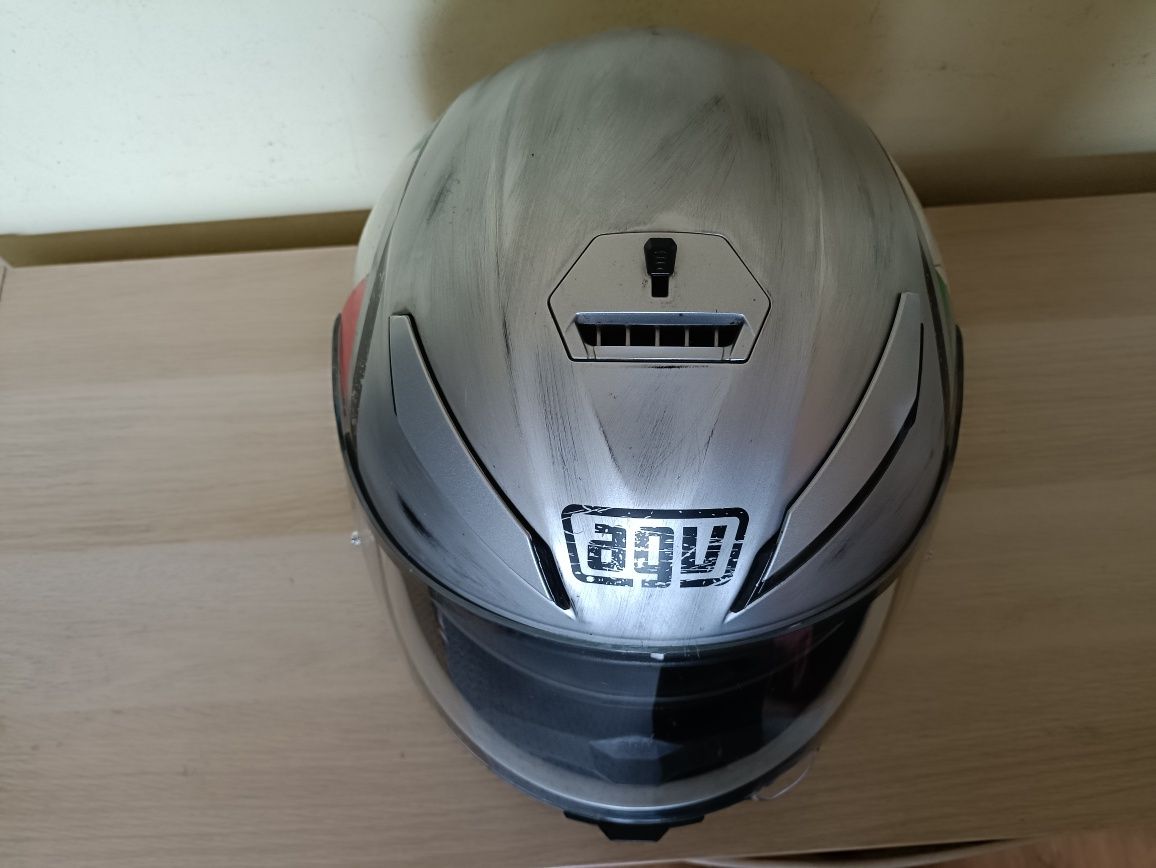 Продавам каска AGV K-3 SV Scudetto