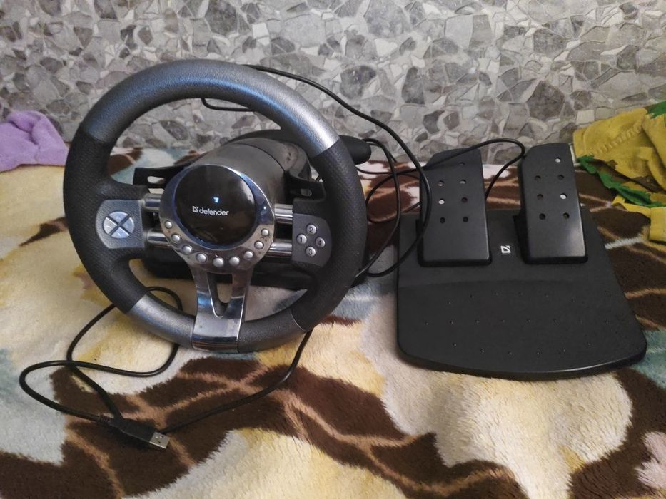 Продаю игровой руль