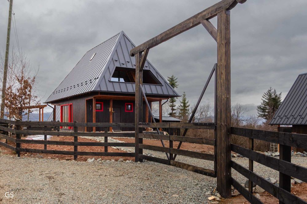 Casa Aproape de Stele din Beliș, Apuseni