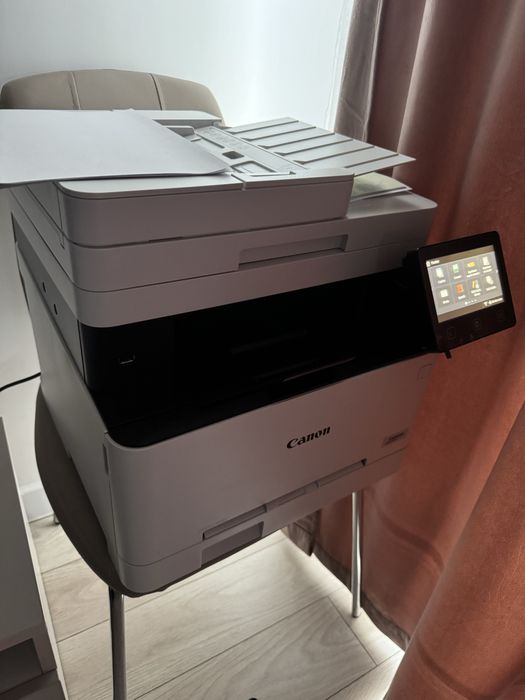 Imprimanta canon multifunctionala 655cdw