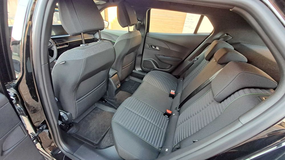Peugeot 2008 electric,an 2024, garantie, livrare imediata