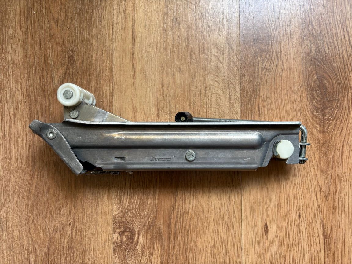 Cric Audi A6 Original