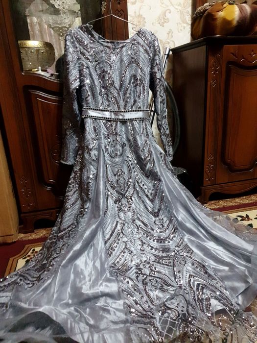 Toʻy va marosimlar uchun koylag razmeri 48