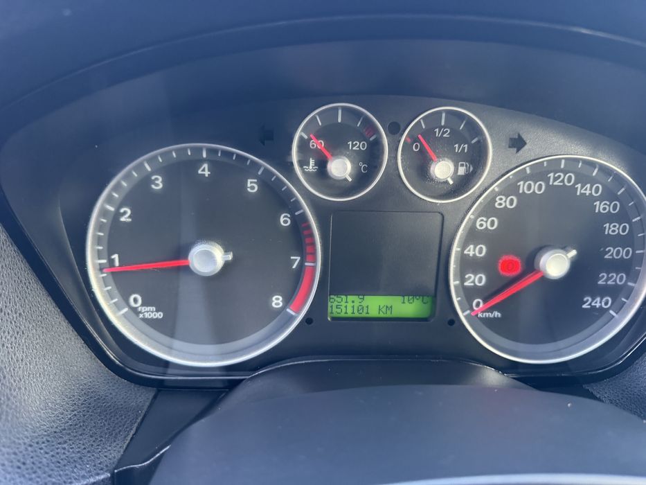 Vand Ford Focus 1,6 Ghia