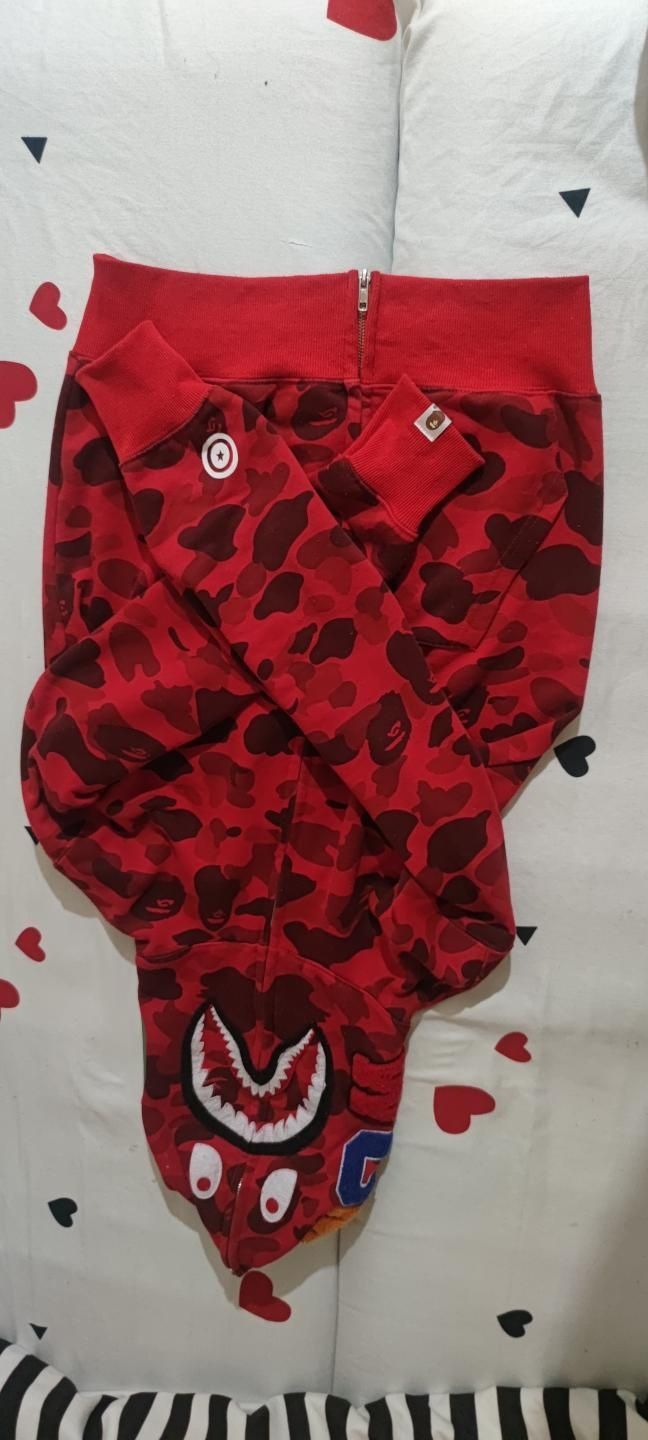 Vând bape origina 400 lei