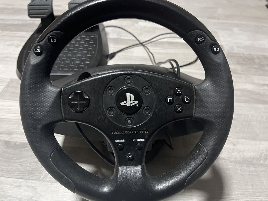 Volan thrustmaster