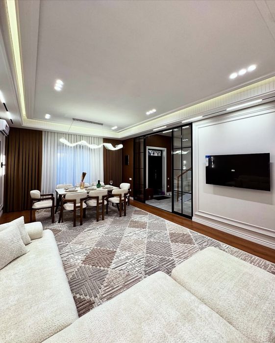 Продажа новый Евро Дом Таунхаус на Саламатина 1.3 сот 3 уровня

Локаци