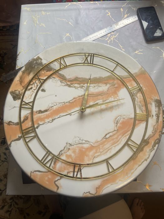 Продам часы из эпоксидной смолы