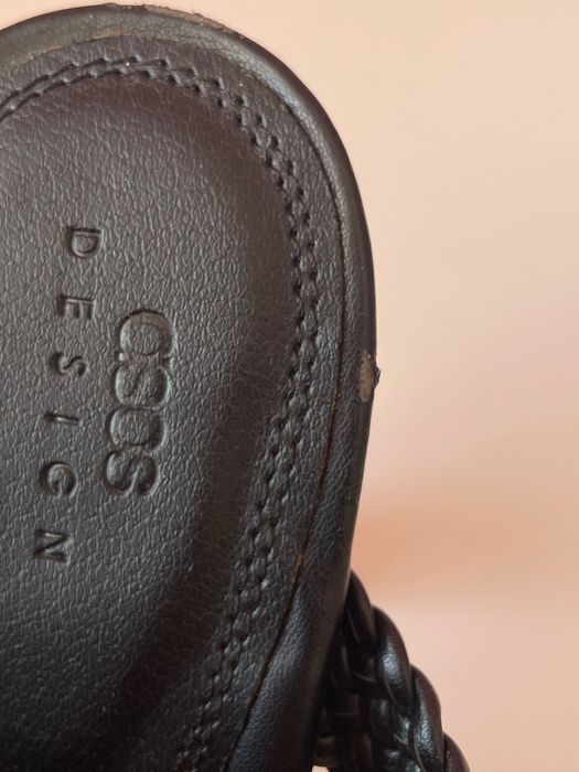 ЧИСТО НОВИ ASOS летни високи токове 40 номер
