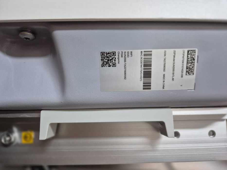 Invertor Huawei Trifazat