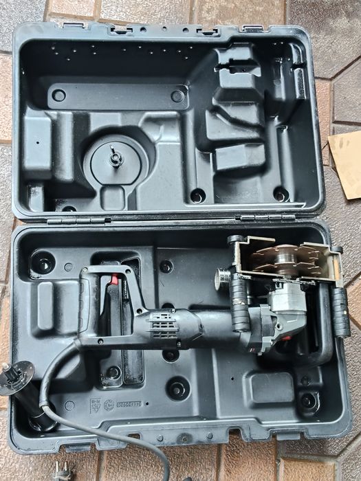 Mașina de făcut caneluri WURT. MASTER în condiții excelente