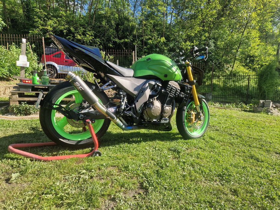 Kawasaki Zx750 ..