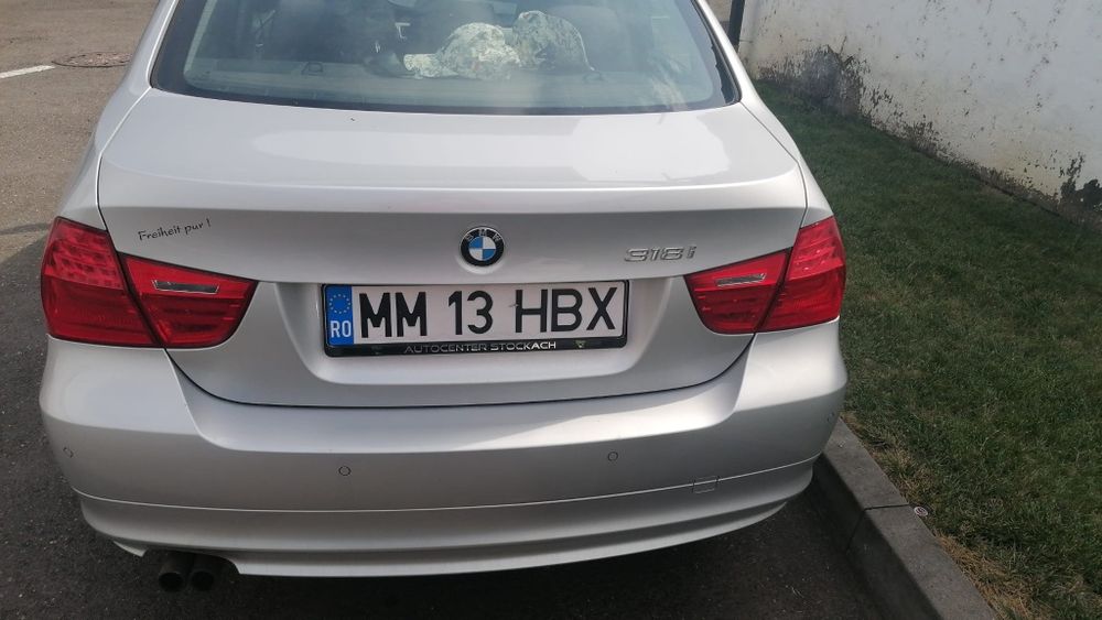 BMW 318 BENZINA 2010