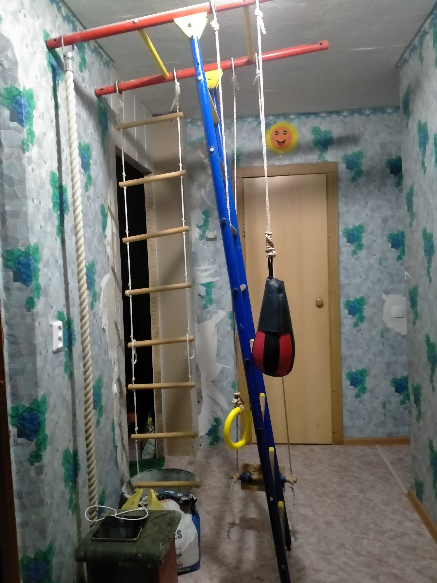 Продам шведскую стенку