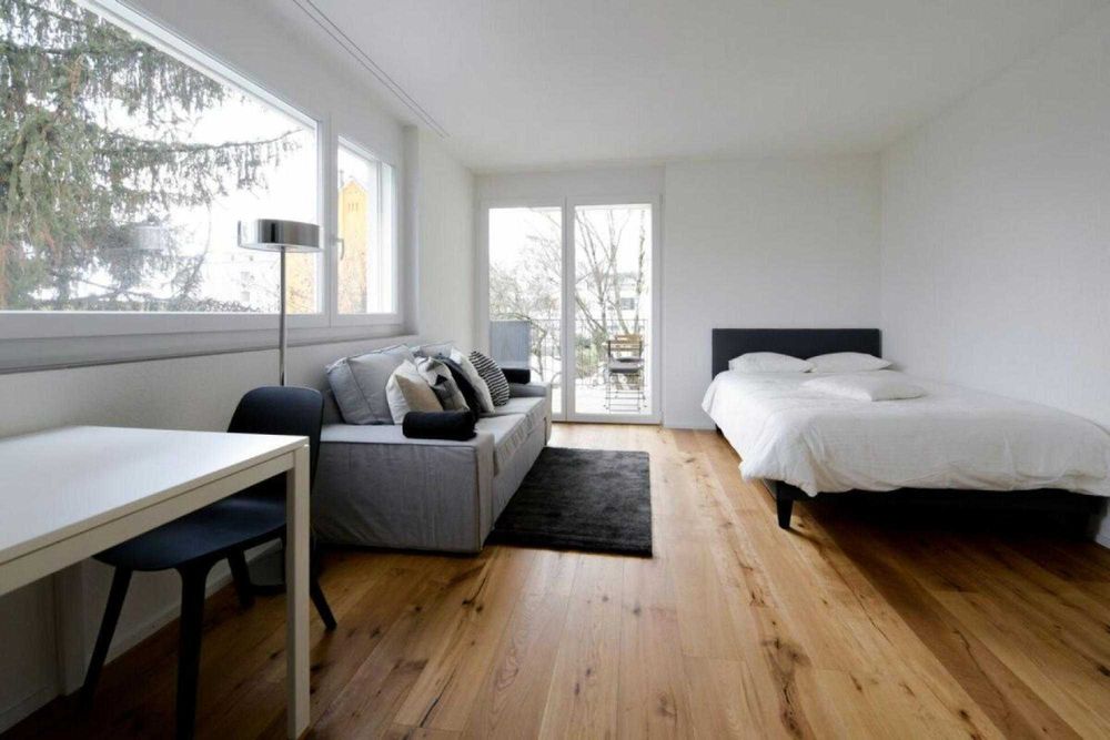 Дава се под наем Двустаен апартамент в София, Център - 65 кв.м за 408 € - Снимка #2