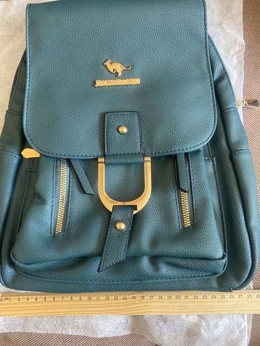 Нови раници с няколко прегради !