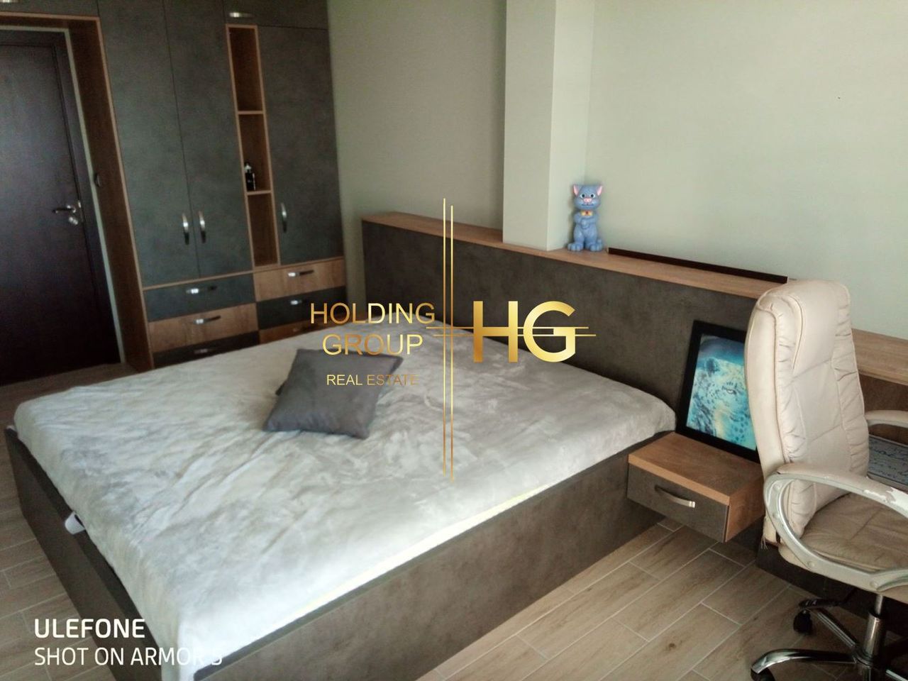 Продава се Къща в Варна, Изгрев - 250 кв.м за 1916 €/кв.м - Снимка #12