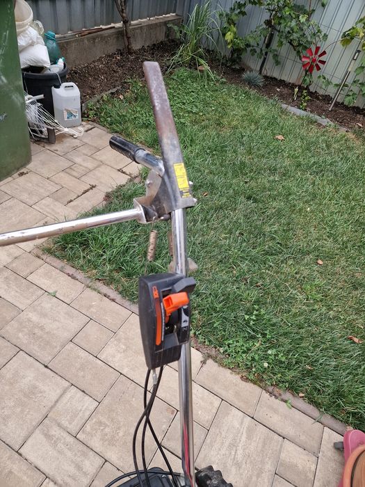 Vand masina de tuns iarba inalta Honda