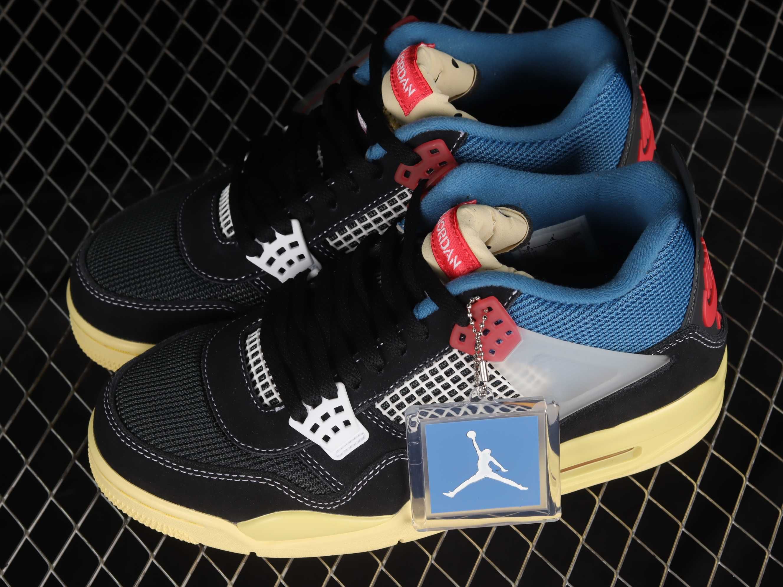 Nike Jordan 4  Retro / Travis Scott Cactus Jack / F&F / UNC / Kaws
