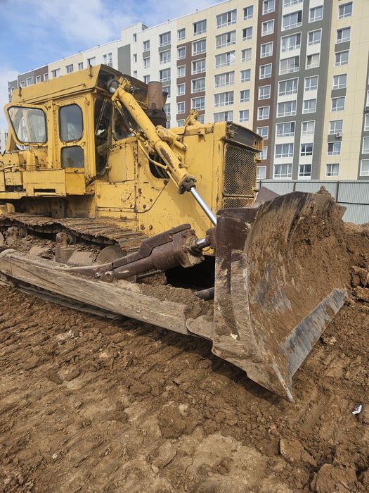 Услуги аренда заказ бульдозеров от 16 тонн до 40 тонн. В наличии 4 ед