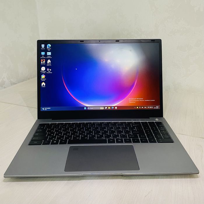 Игровой ноутбук Castom GS-TU45C / 16GB / SSD 1000GB / Как новый