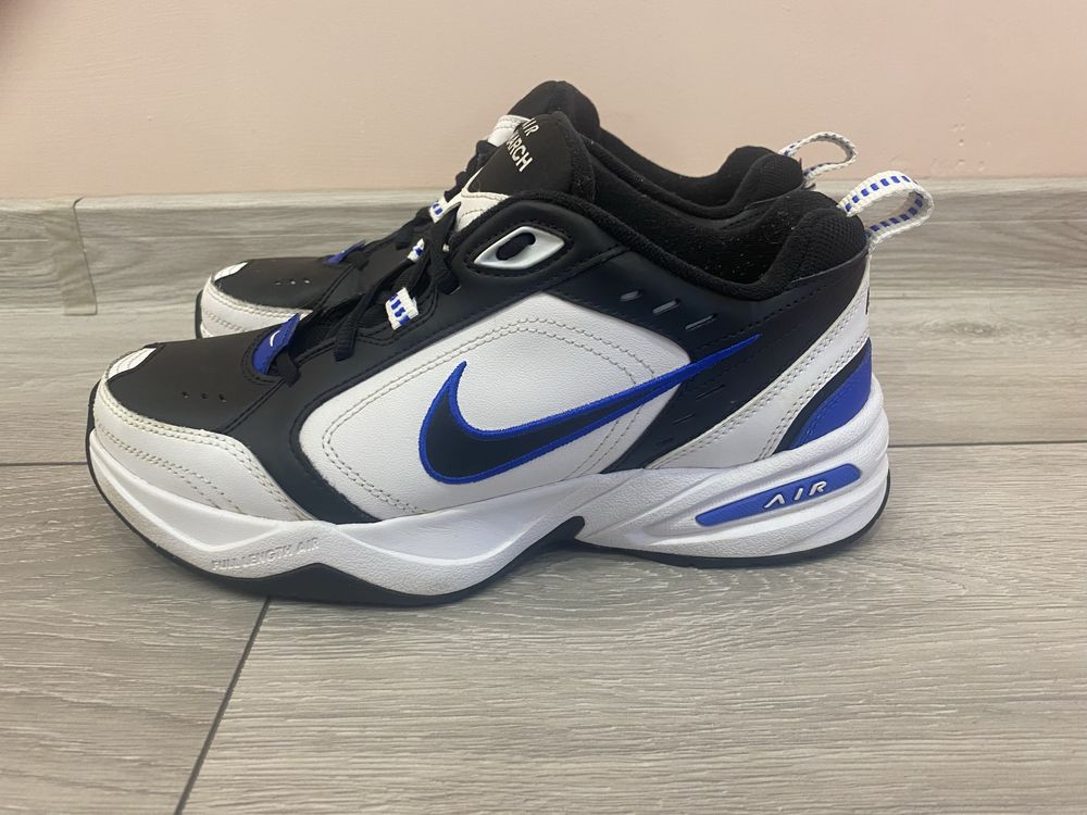 Маратонки NIKE Air Monarch IV