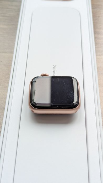 Apple Watch Serries 6 40mm Gold