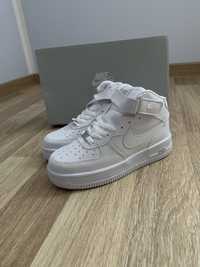 Nike air force 1 mid marimea 37