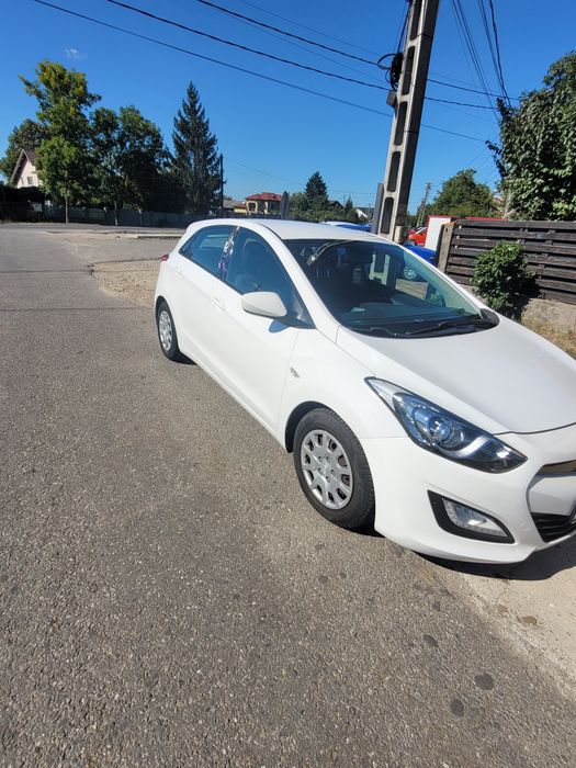 Hyundai i30. 16 CRDI