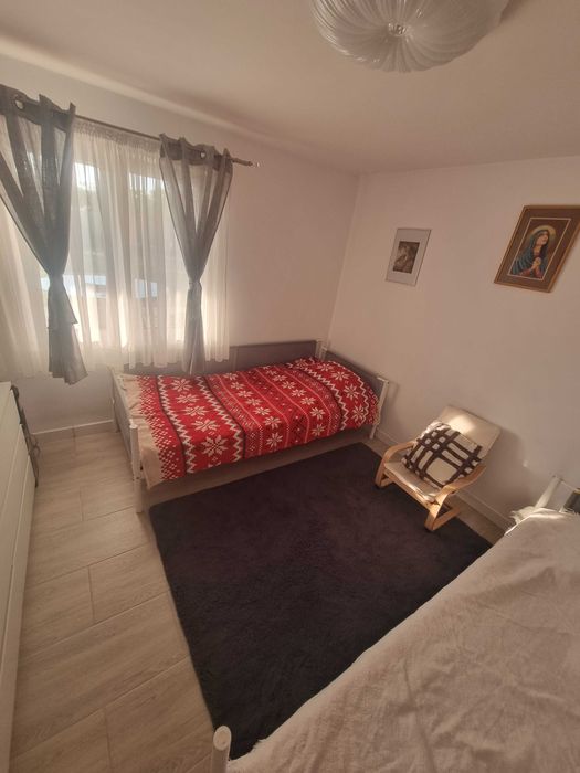 2 Paturi pentru o persoana