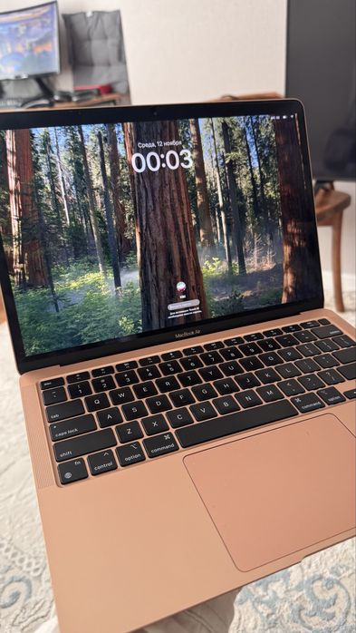 Macbook Air M1 2020 Gold