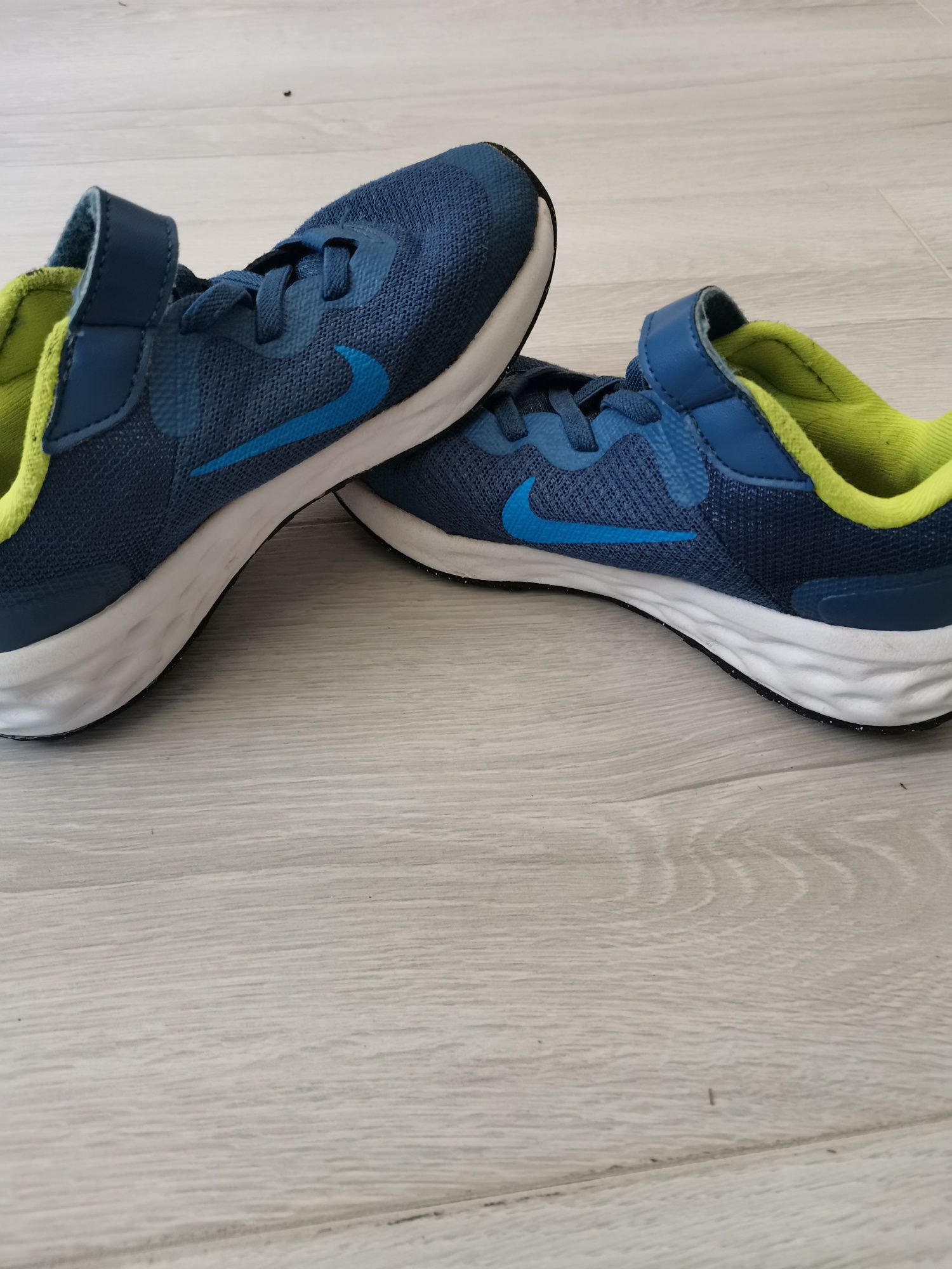 Маратонки Nike 29,5 (18см)