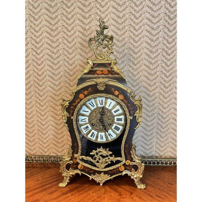 Ceas in stil Louis XV, secolul XIX-lea, ornamente din bronz, H 57 cm