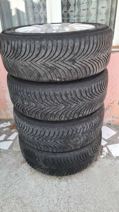 Set jante aliaj RC Design 17" + anvelope iarnă Michelin Alpin 5