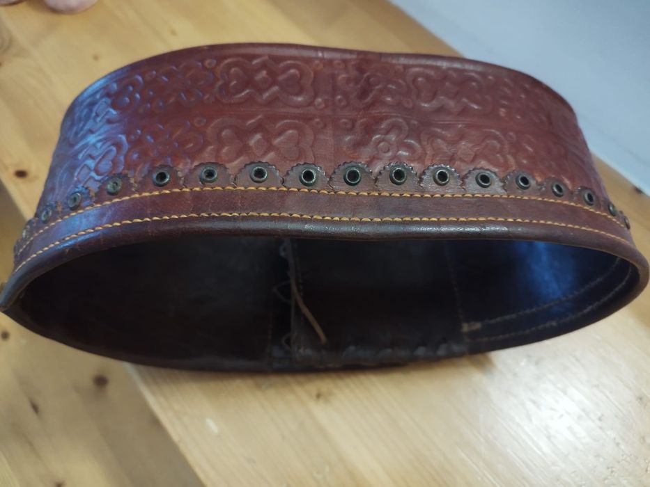 Brau (chimir) din piele