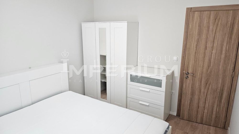 Дава се под наем Двустаен апартамент в Варна, Бриз - 80 кв.м за 408 € - Снимка #4