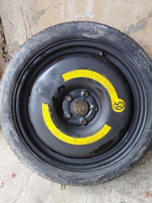 Продавам патерици