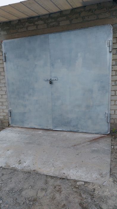 Продам гараж в кооперативе ,,Заря".