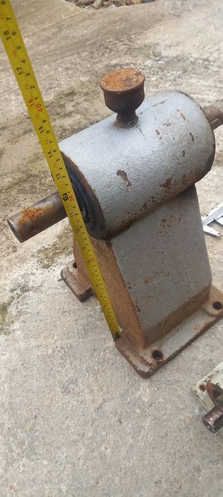 Ax transmisie pe rulmenți