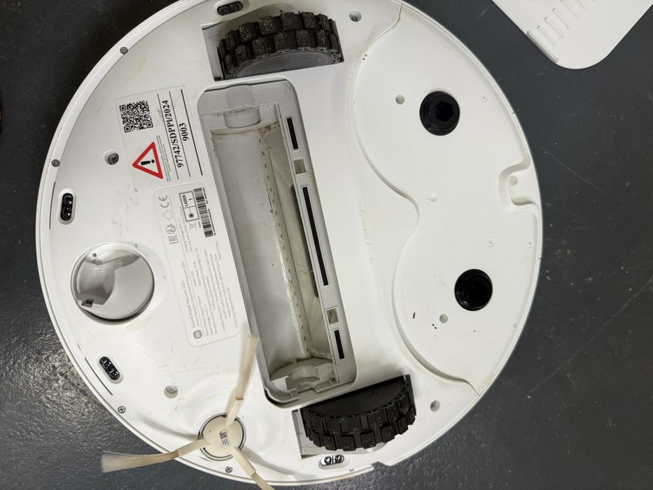 Aspiratorul robot Xiaomi X20+