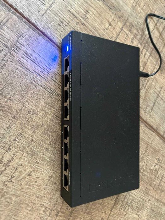Switch Linksys 8-Port Gigabit