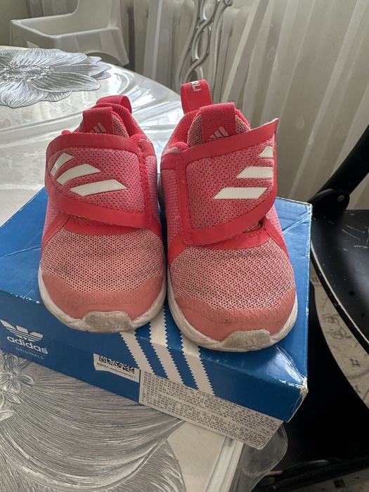 Детские кроссовки Adidas