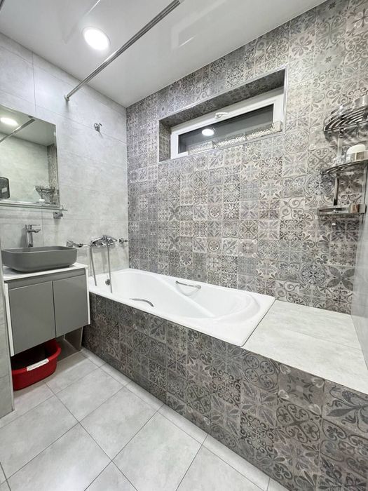 Продается 2х комнатная квартира, 77 серия, Новомосковская